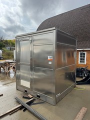 Austin Deluxe Portable Restroom SPA 2120S – EXCELLENT CONDITION!