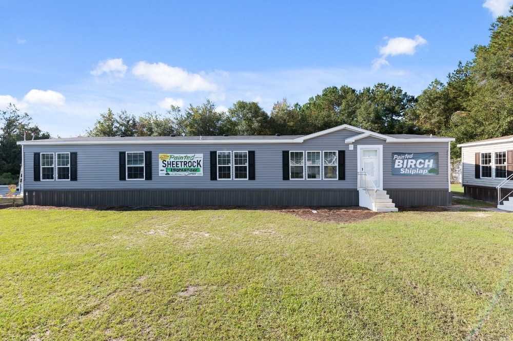 2023 Live Oak HIGHLANDER Mobile Home 5BR/3BA 32×74-All Southeast States-45 Days!