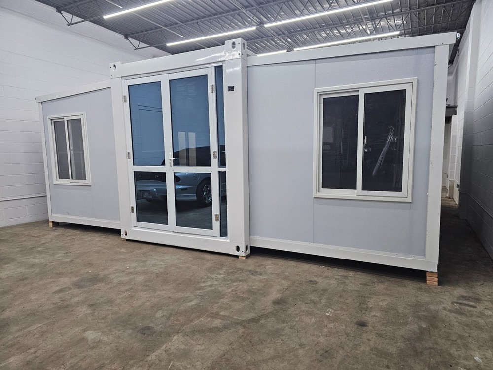 20’x20’x8′ Mobile Expandable Prefab Office. Prebuilt Office – 390 sq. ft.