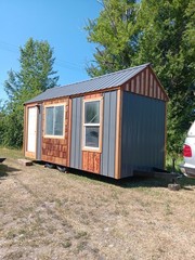 tiny house on wheels
