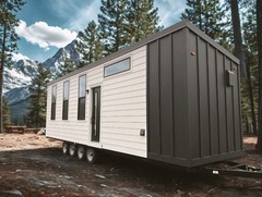 New Forever Tiny Home on Wheels 32′ studio Single Story with full kit & bath