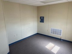 Modular Office Building | 1,620 SF | 6 Private Offices 2004 ModSpace 45′ x 36′
