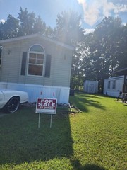 Modular mobile home for sale 14/80ft light green shingle roof and vinyl siding