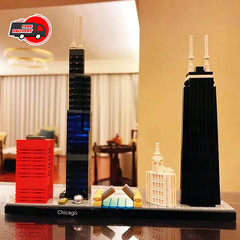 ARCHITECTURE: Chicago (21033) – Complete Bricks -New Sealed (bagged) Retired set