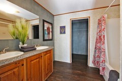 2023 Live Oak TELFORD Mobile Home 4BR/2BA 32×52-All Southeast States-45 Days!