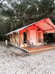 SAFARI TENT FOR GLAMPING 13’8”x21’with 6’6” porch From HORIZON lodges 7’ Walls