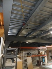 21.5′ x 27′ Steel Mezzanine with Stairs. Heavy Duty .