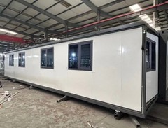 40FT Mobile Expandable Container House EMPTY – BATHROOM INCLUDED