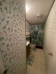 LIGHTLY USED 1995 Mobile Home- 2 Bed/ 2 Bath!