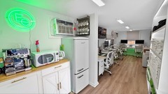 office trailer mobile office, can be used for barbershop, living room, etc.
