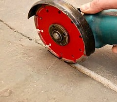 4″ -V- Crack Chaser Diamond Blade with .250″ Segment joint widening (1/4″ thick)
