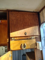 Feather lite Cab Camper 8 Ft Wide 9 Ft Long With Slide Out