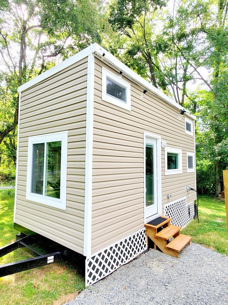 Fully Furnished Tiny Home on Wheels! Ready now for Airbnb or Full Time Living!
