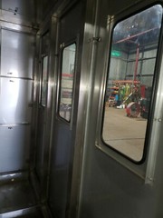 304 Stainless Steel Booth 102 1/4 x 86 1/2 x 94 1/2 inch 7 door – 27.5×83.75
