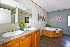 2023 LIVE OAK 4BR/3BA+DEN 32×80 (2560’/Sq) MOBILE HOME FLORIDA & Georgia