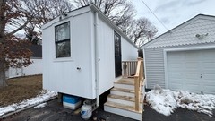 office trailer mobile office, can be used for barbershop, living room, etc.