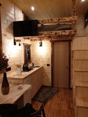 22×8 Nordic Cabin Assembled (ON SALE)