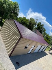 Carports, Metal Buildings , Barns , Bardominium and More