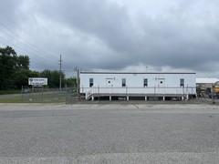 Office Trailer 24/60 With Furniture 2016 Great Condition Local Pickup Only