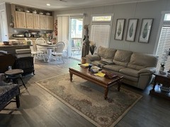 Oak Creek Mobil Home, 3/2 , 1216 sq ft Sale Includes Many Extras