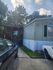 Modular mobile home for sale 14/80ft light green shingle roof and vinyl siding