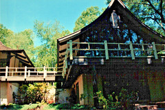 House disassembled/banded materials & blueprints/original cost 1.7 million in 78